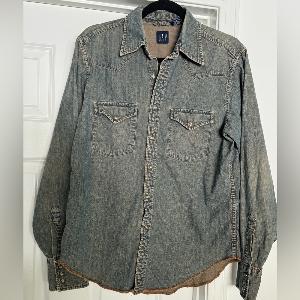 GAP denim shirt with snaps small